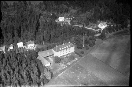 216-017-19530000-001 - Andebu prestegård 