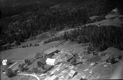 250-001-19530000-001 - Østre Hallenstvedt 