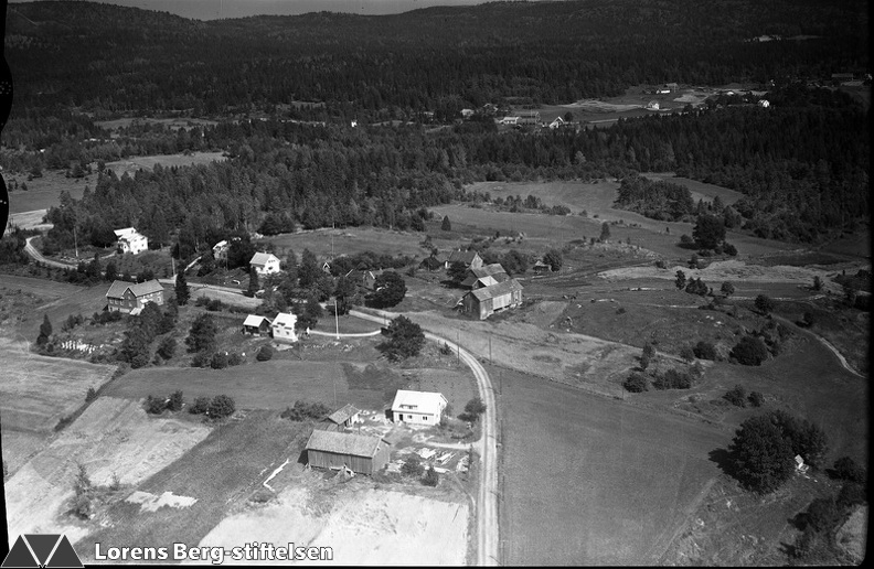 260-002-19530000-001 - Ellefsrød.jpg