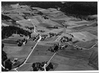 281.017 - Høyjord Vestre gnr. 81, bnr. 17  Høyjord kirke 1951  009