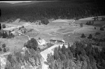 265.002  - Skarsholt gnr. 65, bnr. 2    1953  044